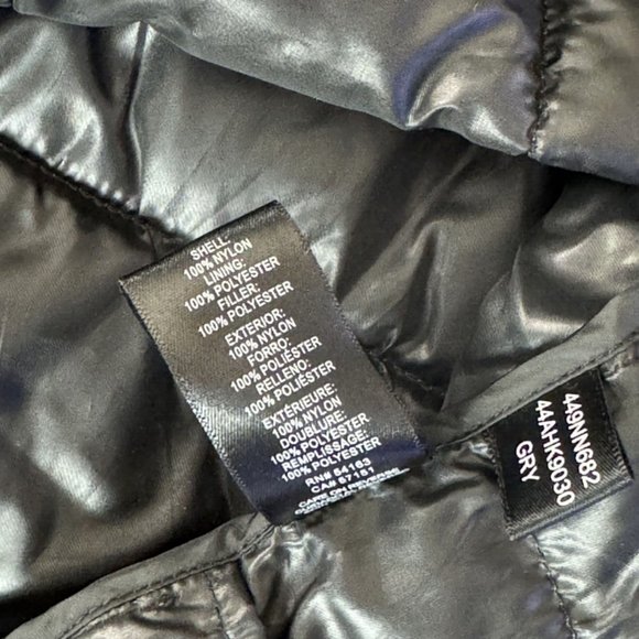 Kenneth Cole Puffer Vest Mens L NWT Full Zip Pocket Sleeveless Lightweigh Jacket - Picture 12 of 12